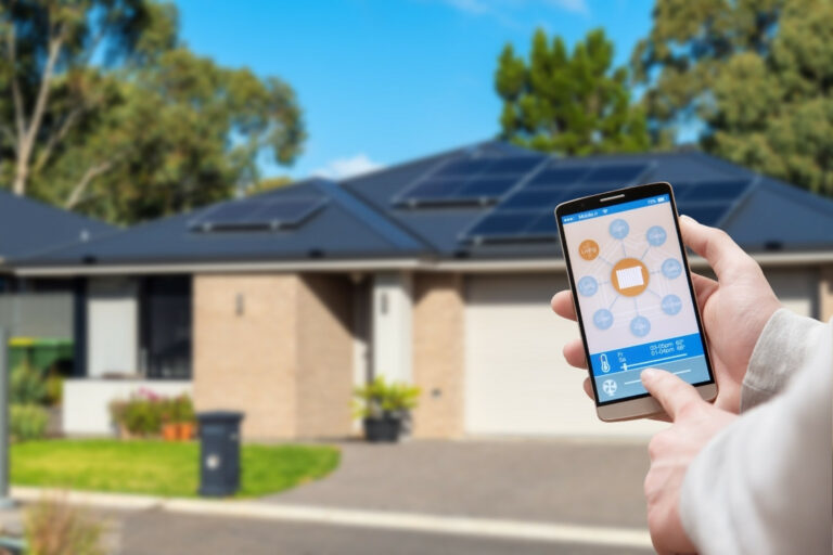 immobiliereneurope.com-domotique et panneaux solaires- immobilier-en-europe