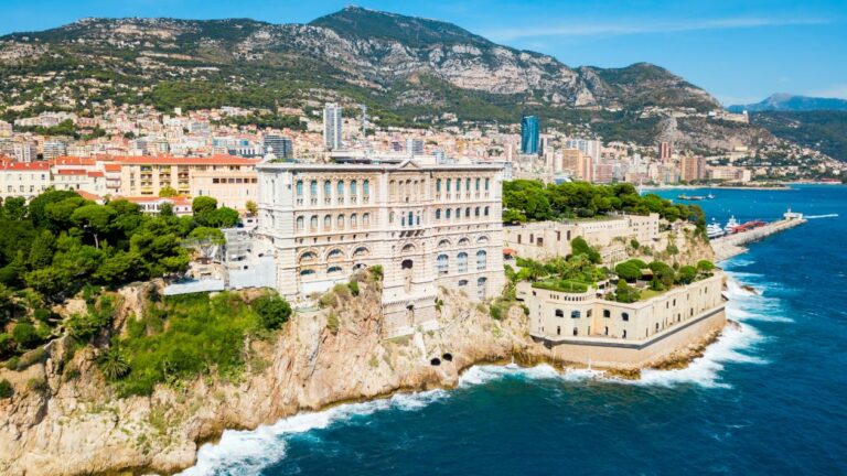 Ces micro-États où l’immobilier échappe aux règles européennes